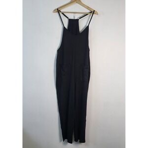 Black Spaghetti Strap Jumpsuit Romper Womens Size Medium cropped Casual Pockets